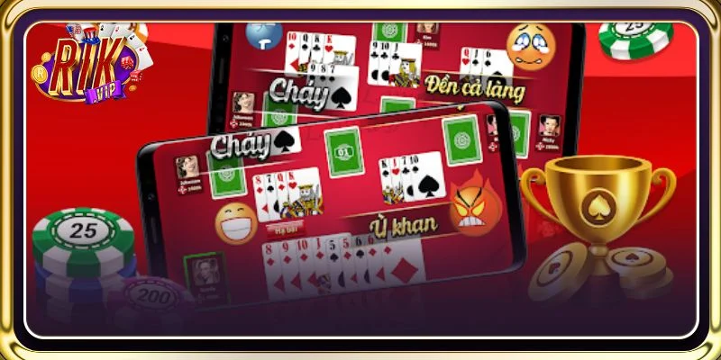 Phỏm RIKVIP là game cược bài lá nhiều thử thách với bet thủ